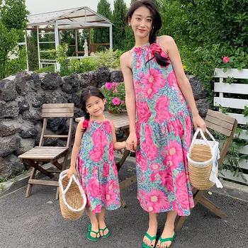 Лято Майка-дъщеря бохо шик флорални приплъзване рокля Семейство съвпадение модна рокля Изображение
