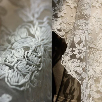 Нови материали за дантелени тъкани 2023 Бежов памук бродерия цвете за дрехи рокля плат окото дизайнер плат високо качество Изображение