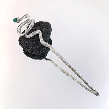Ретро Елегантна змия форма пръчки за коса Жени Дамска мода Пънк Зелени кристали Метални фиби Инструменти за оформяне на косата Шапки Изображение