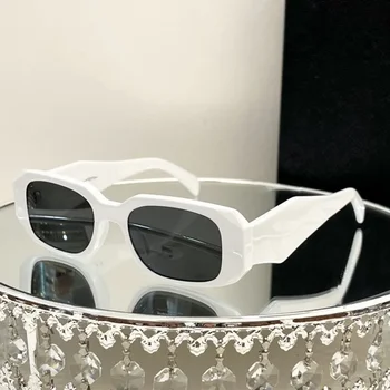 2023 Дизайн на модна марка Ретро малки правоъгълни слънчеви очила за дамски мъже Ретро градиентни квадратни слънчеви очила за жени UV400 Изображение