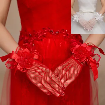 HONGFUYU Червени бели кухи цветя Булчински дантелени ръкавици Luvas De Noiva Guantes Novia Кратки аксесоари за сватбено тържество Един размер Изображение