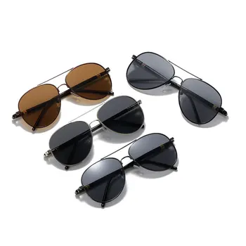 2024 Поляризиращи слънчеви очила за мъже и жени Слънчеви очила за промяна на цвета Те използват дневни и нощни слънчеви очила Жабешки огледални очила Изображение