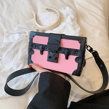 2024 Нова чанта луксозен дизайн едно рамо Crossbody чанта корейски мода нит малък квадратен чанта заклинание цвят парти чанта Bolsas Изображение